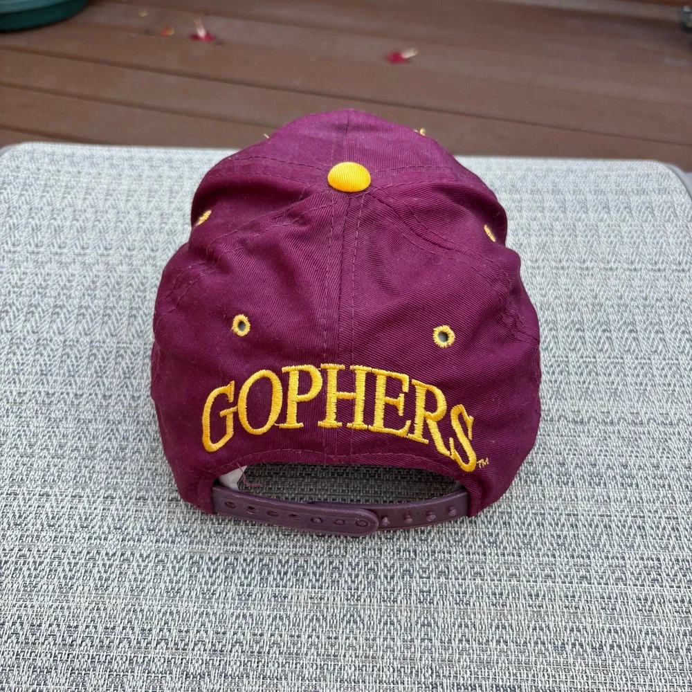 Youngan Minnesota Gophers Hat Unisex OSFM Maroon Gold Fair Vintage Snapback